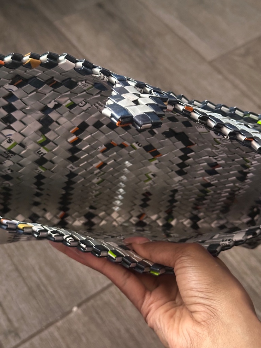 Vintage Y2K Woven "Candy Wrapper" Shoulder Bag Black and Silver - Picture 4 of 5
